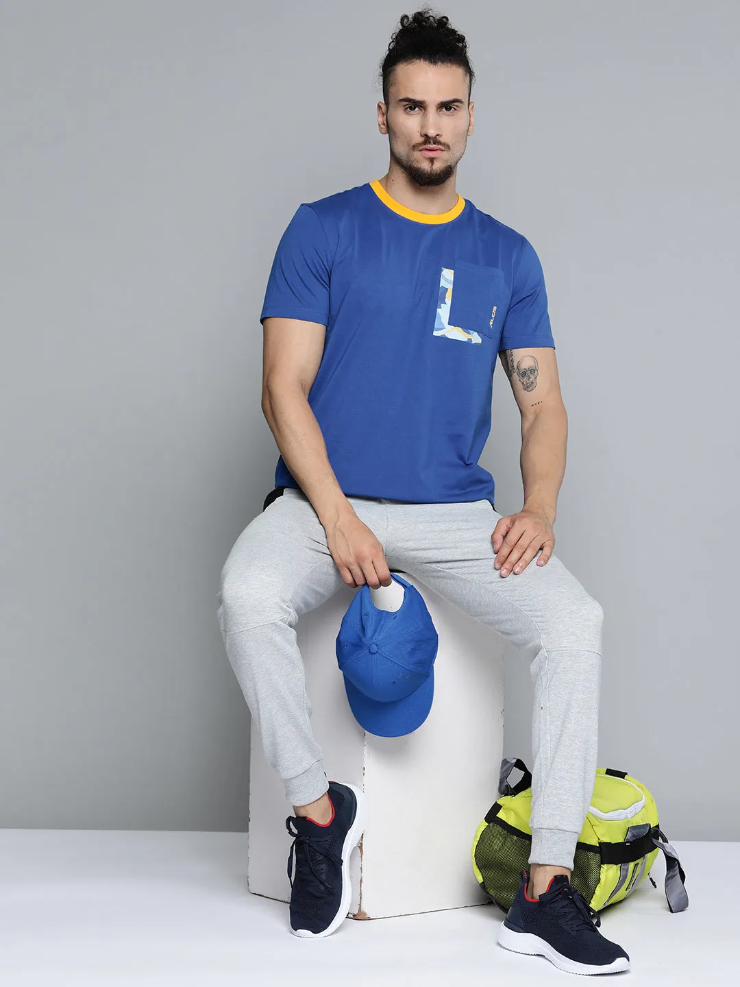 Alcis Men Blue Slim Fit Training or Gym T-shirt